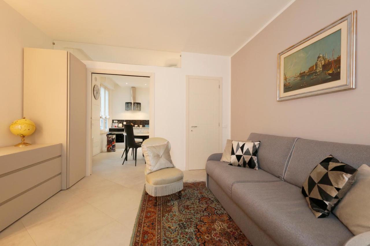 Siena Uptown - Sabrina'S Charming Apartment Екстериор снимка