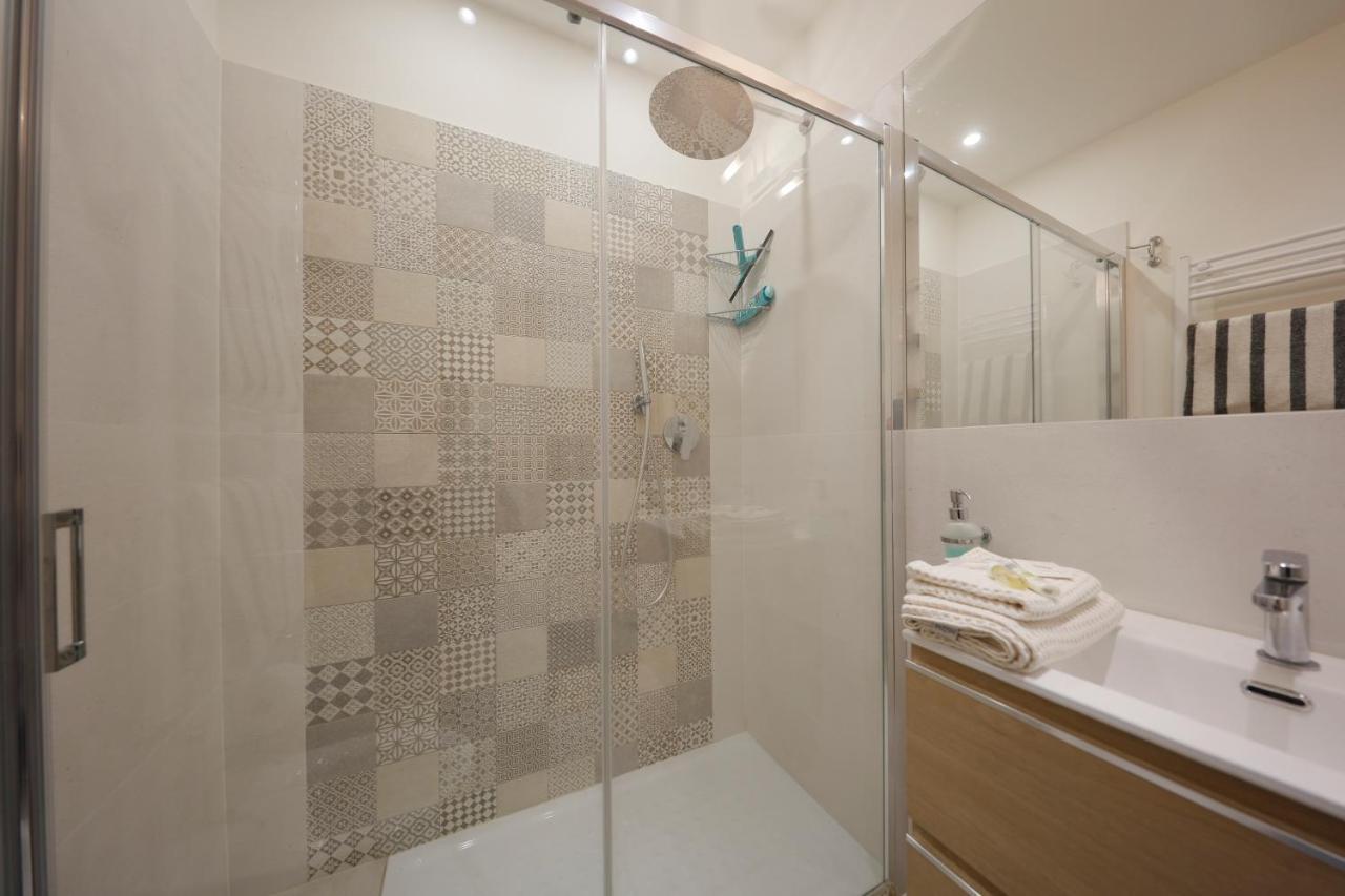 Siena Uptown - Sabrina'S Charming Apartment Екстериор снимка