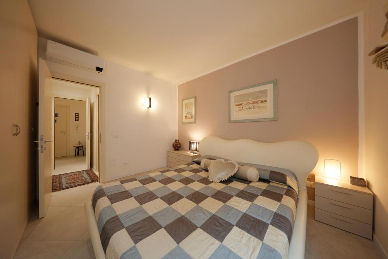 Siena Uptown - Sabrina'S Charming Apartment Екстериор снимка