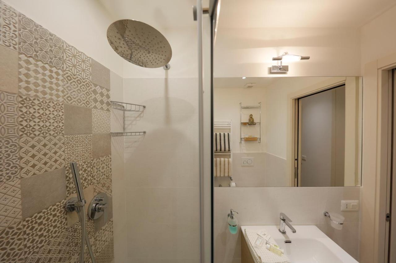 Siena Uptown - Sabrina'S Charming Apartment Екстериор снимка