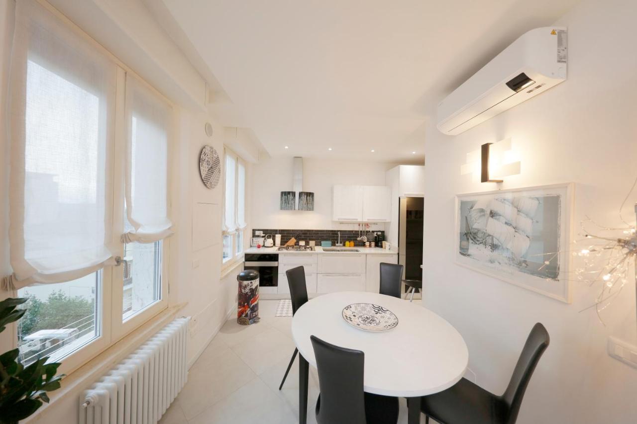Siena Uptown - Sabrina'S Charming Apartment Екстериор снимка