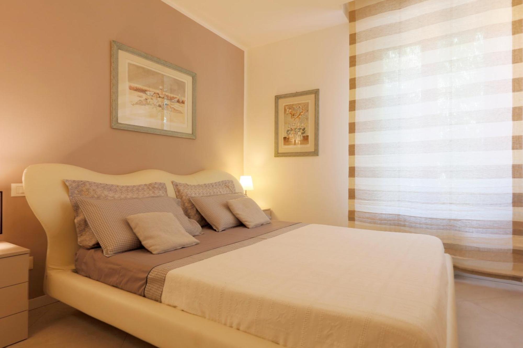 Siena Uptown - Sabrina'S Charming Apartment Екстериор снимка