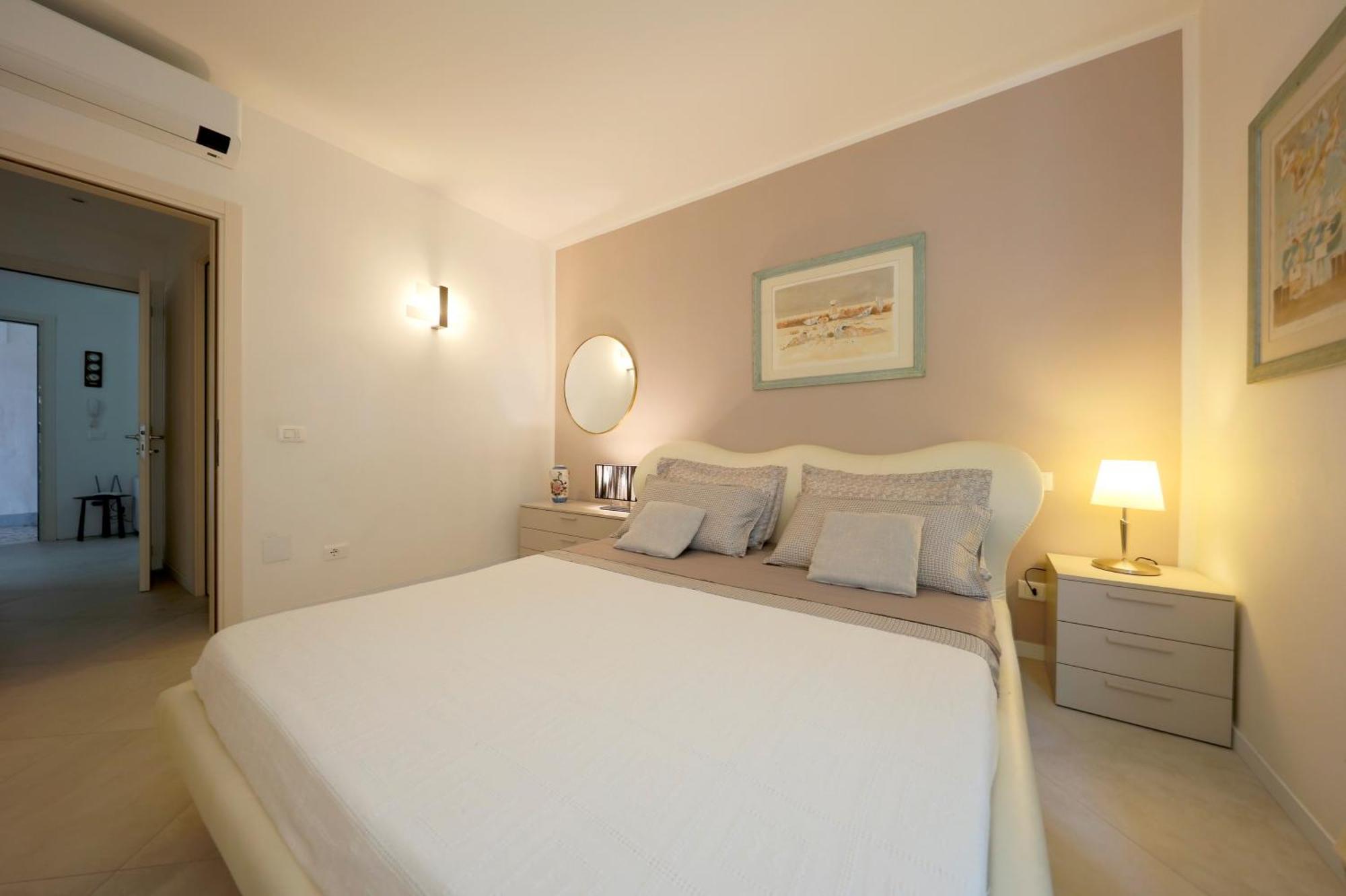 Siena Uptown - Sabrina'S Charming Apartment Екстериор снимка